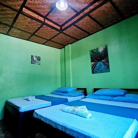 In-N-Out Hostel سيكويجور المظهر الخارجي الصورة