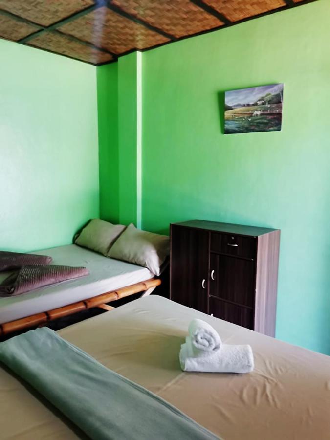 In-N-Out Hostel سيكويجور المظهر الخارجي الصورة