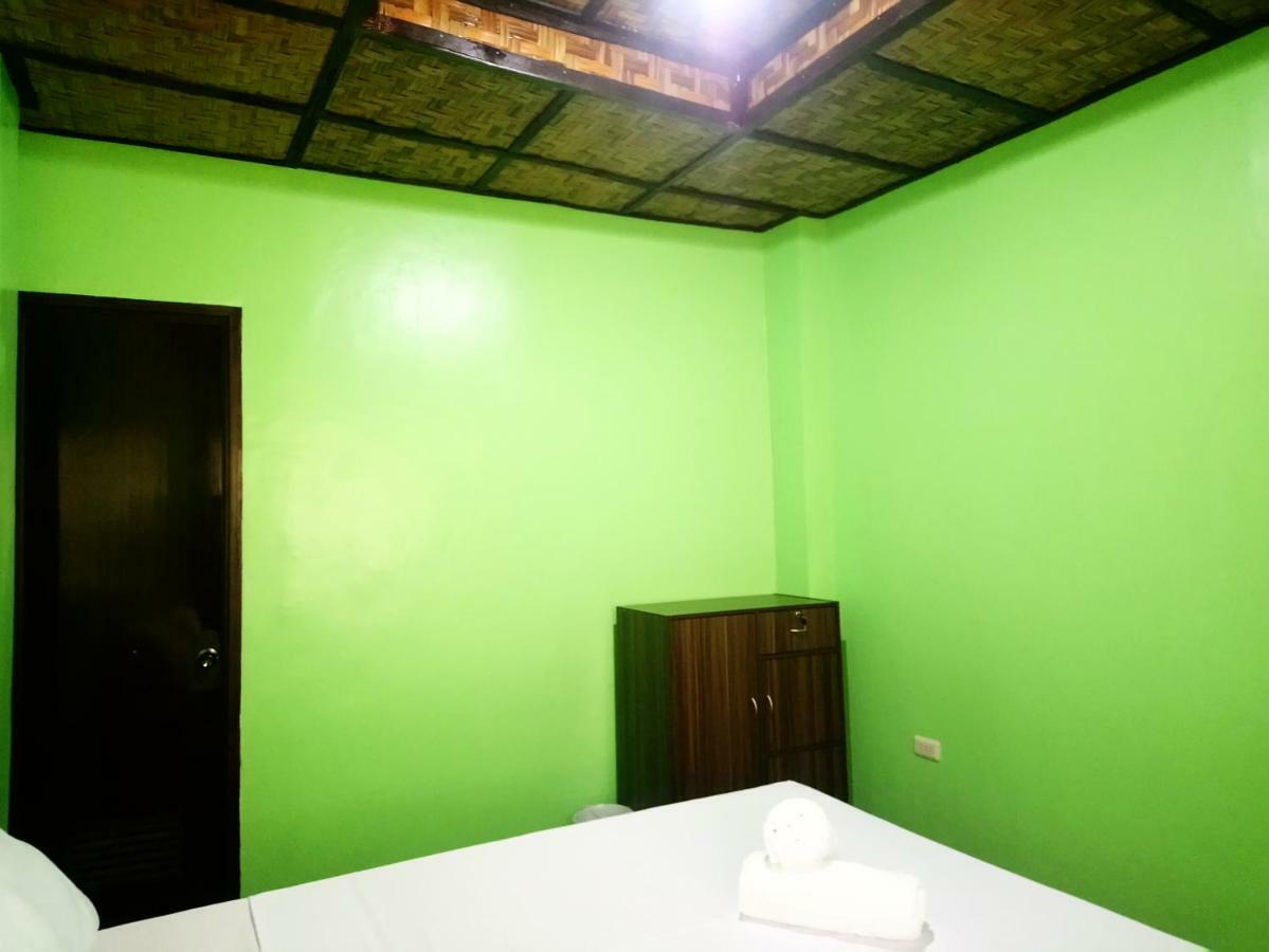 In-N-Out Hostel سيكويجور المظهر الخارجي الصورة